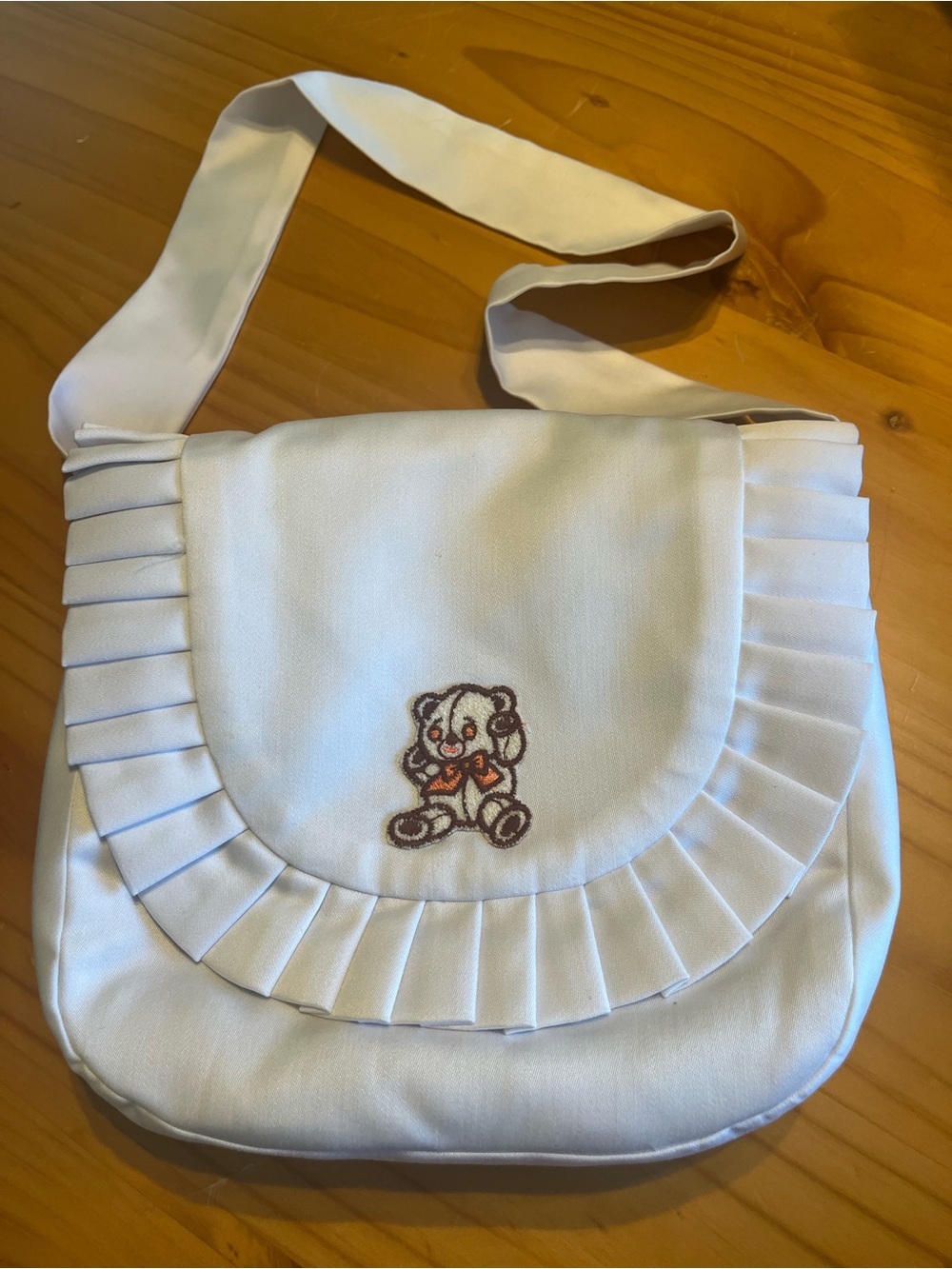 White Ruffled Shoulder Bag with Teddy Embroidery Handmade Vintage